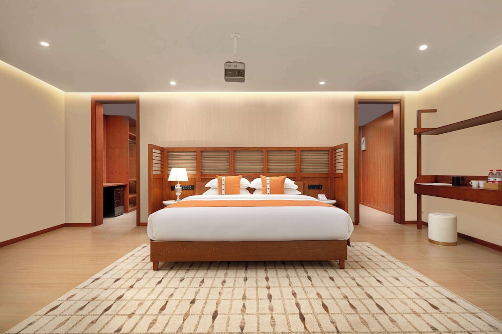 Hawthorn by Wyndham Kunming Anning 12/28