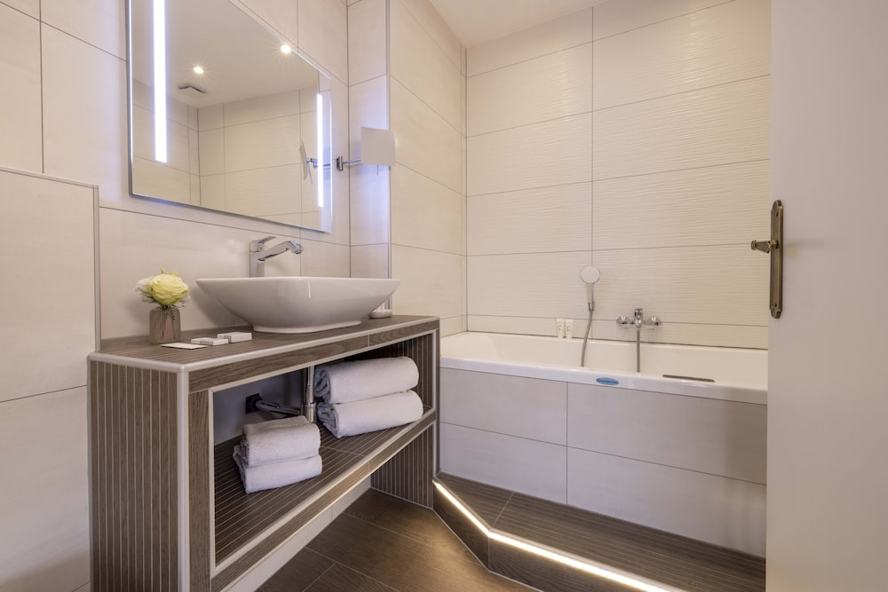Hotel Le Marechal 44/50