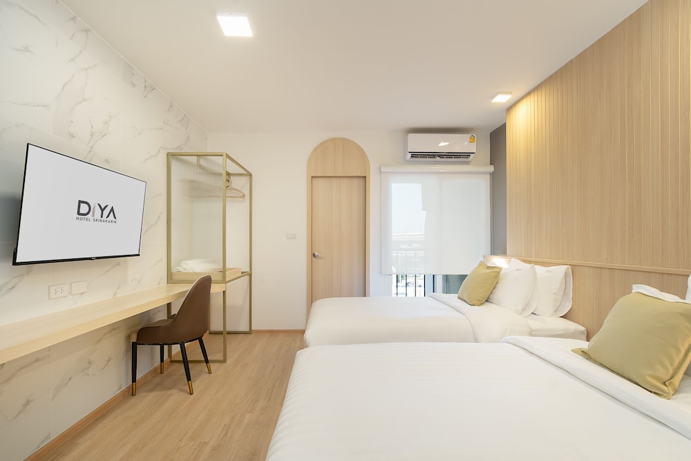 Superior, Twin Beds, Balcony