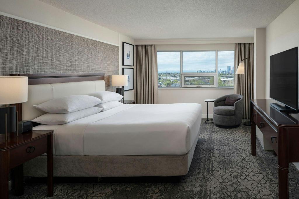 1 Bedroom, Family Suite, King or Queen Murphy Bed