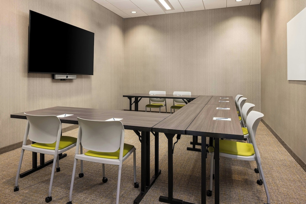 SpringHill Suites by Marriott Eau Claire 15/23