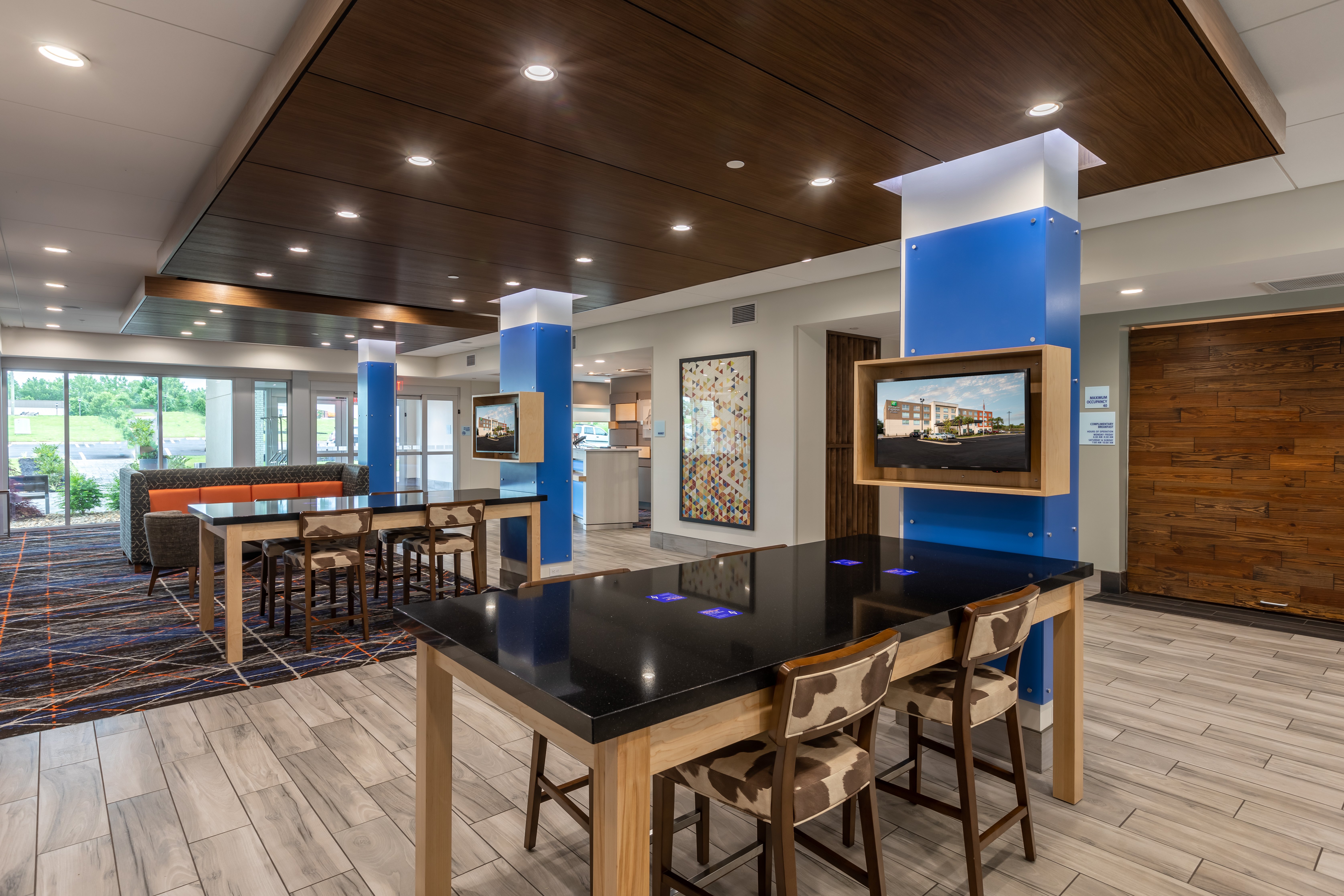 Holiday Inn Express Suites Greenville S Piedmont 49/81