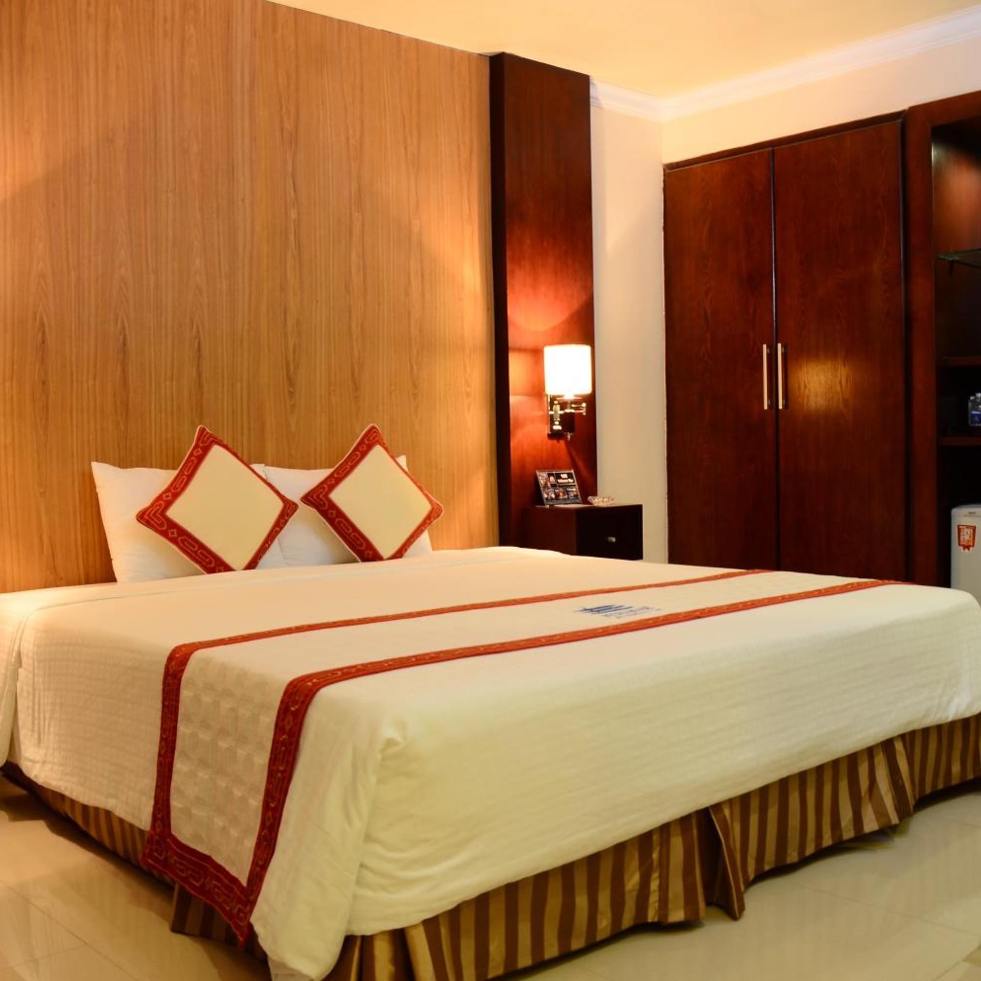 Deluxe, Suite