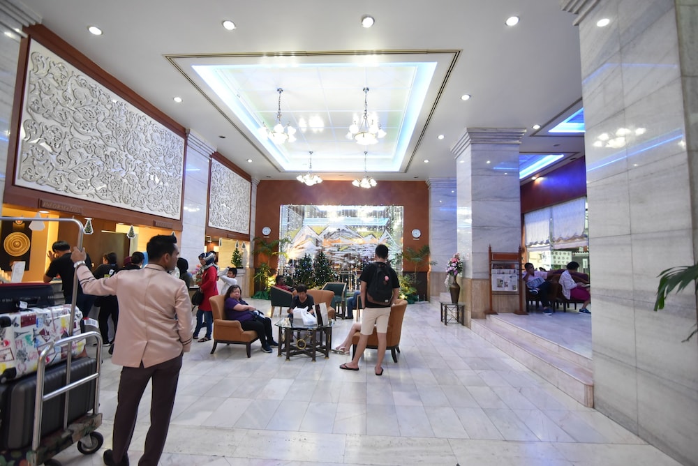 Asian Hotel Hatyai 62/72