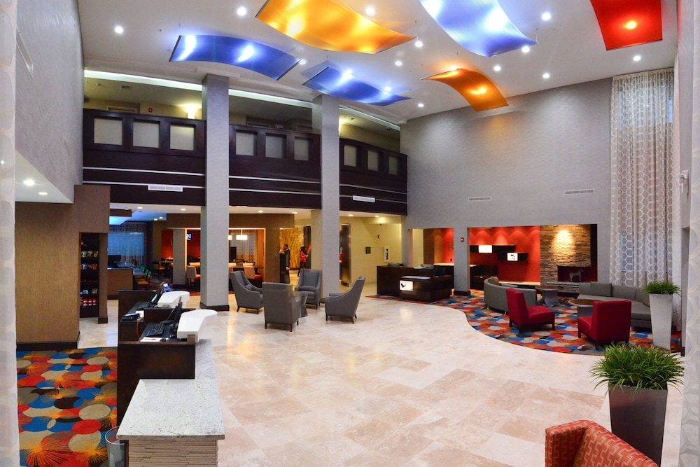 Fairfield Inn and Suites by Marriott North Spring 8/27