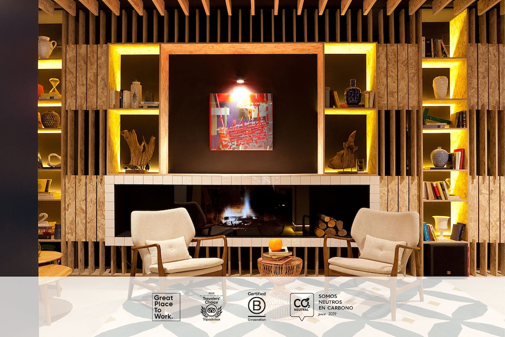 HOSTAL BUELTA 44/50