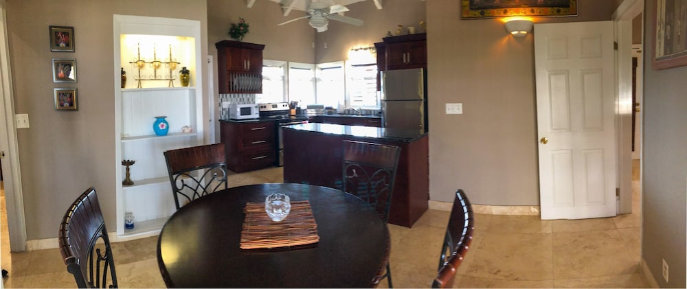Neptune Villas 5/74