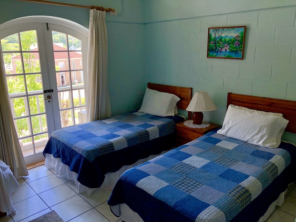 Fisherman's Point Resort 23/50