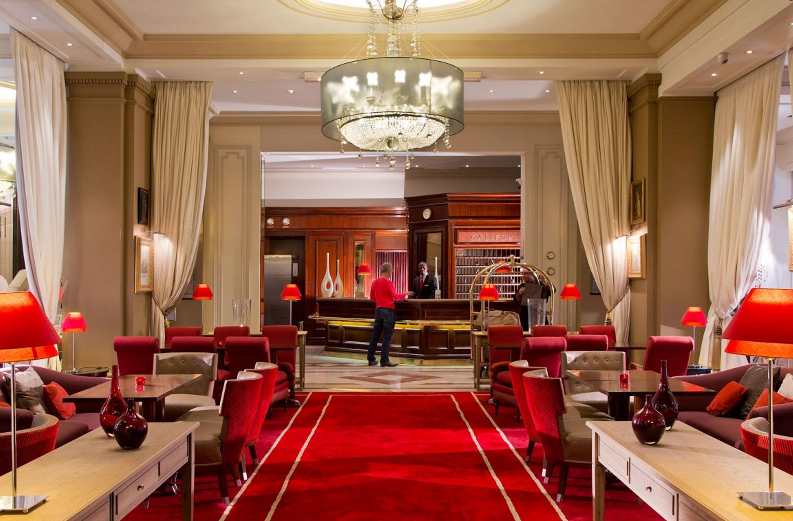 HOTEL CALIFORNIA CHAMPS ELYSEES 43/52