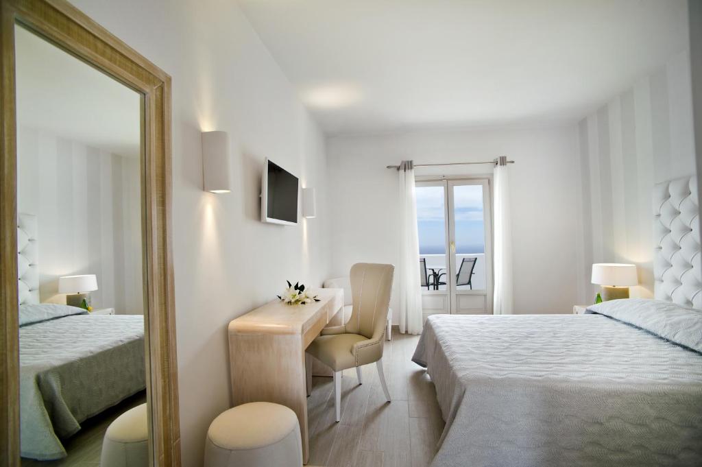 DOUBLE ROOM SUPERIOR