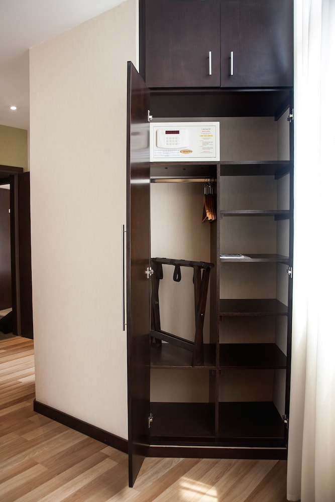 HR Luxor Hotel Buenos Aires 13/62