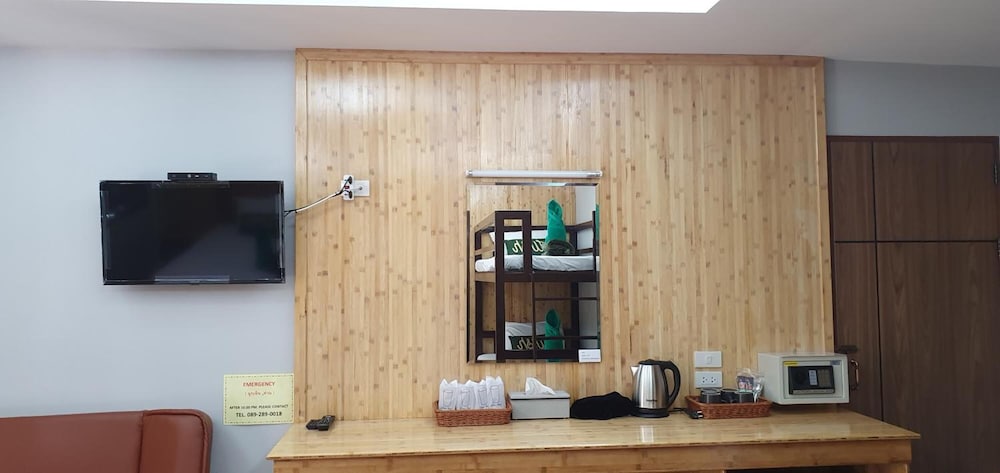The Royal Bamboo Lodge 32/50