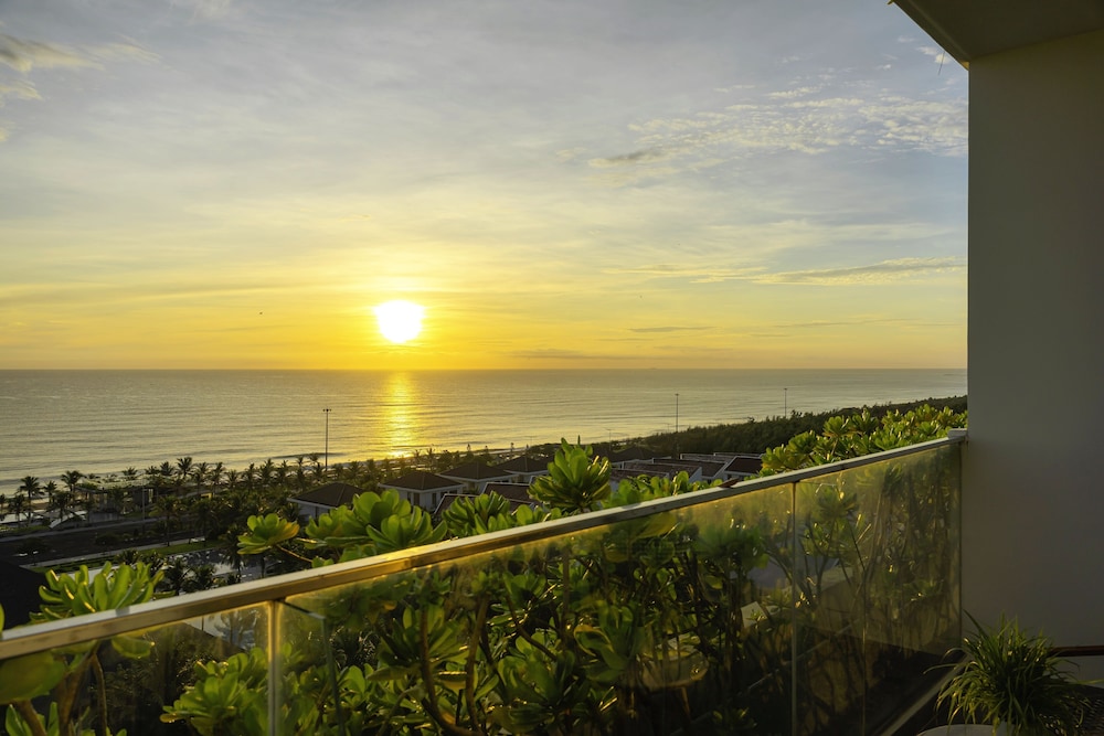 Rosa Alba Resort and Villas Tuy Hoa 59/66