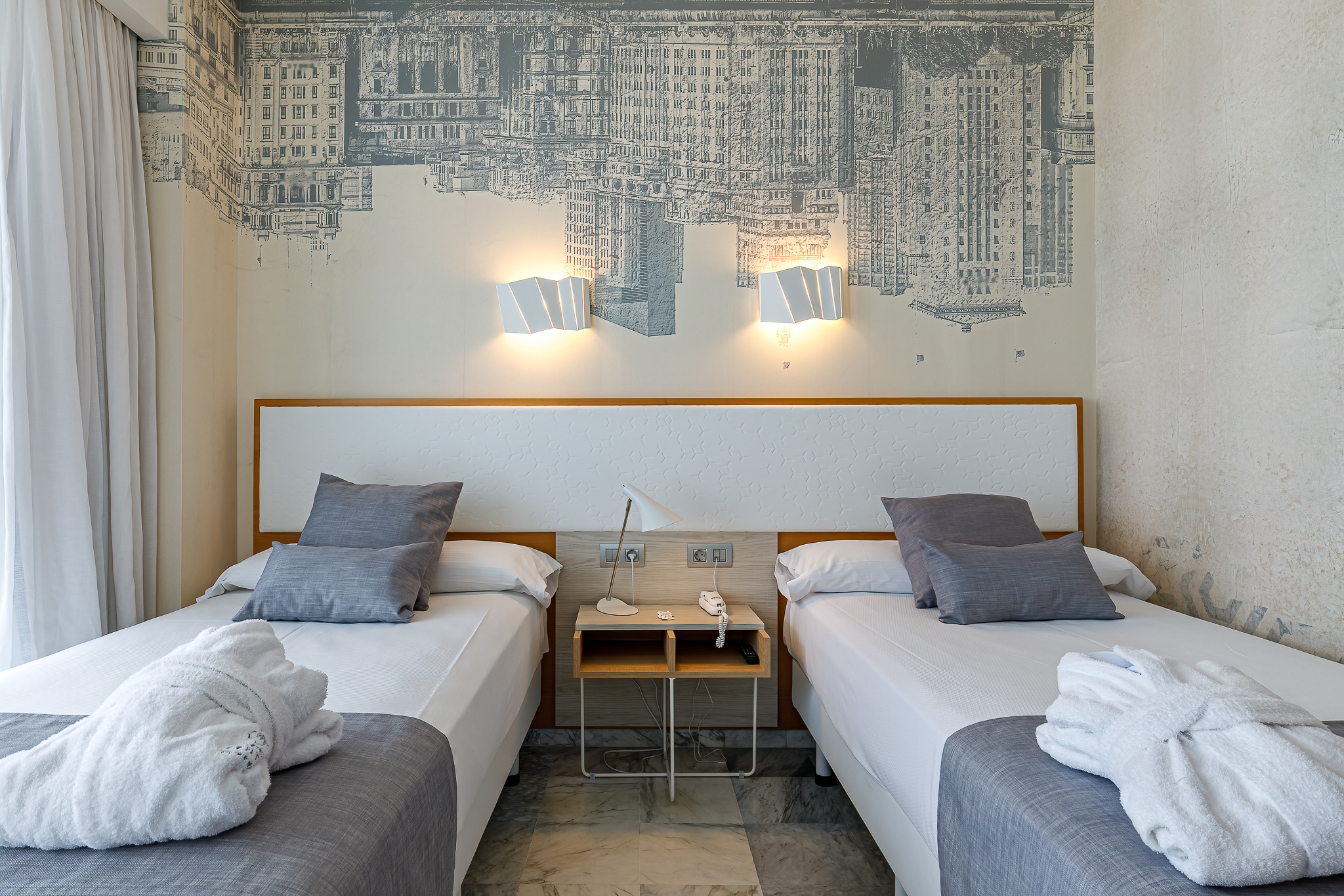 Deluxe, Single, Double Bed