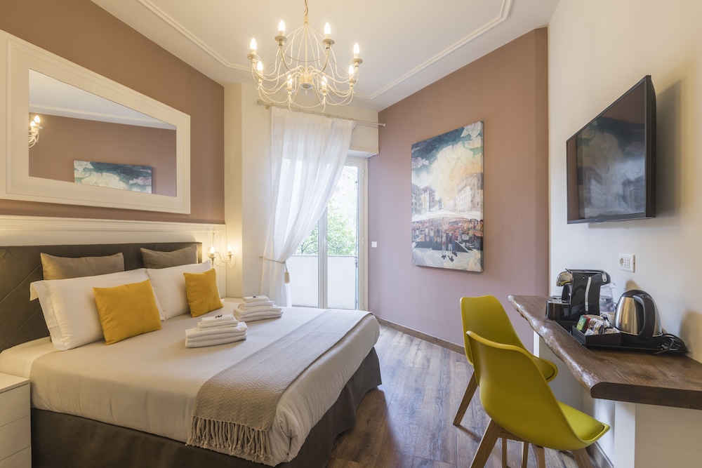 COMFORT, DOUBLE OR TWIN BED