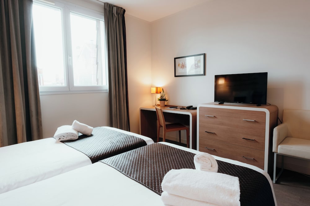 Hotel Red Fox 39/61