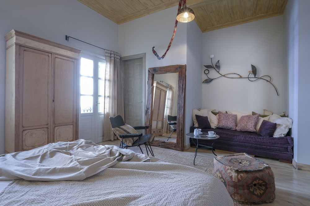 junior suite, Amymone and Adiandi 10/10