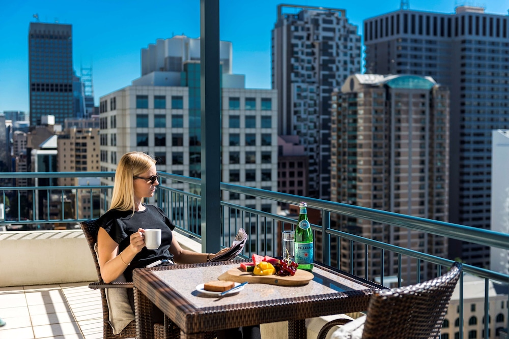 Oaks Sydney Castlereagh Suites 65/78
