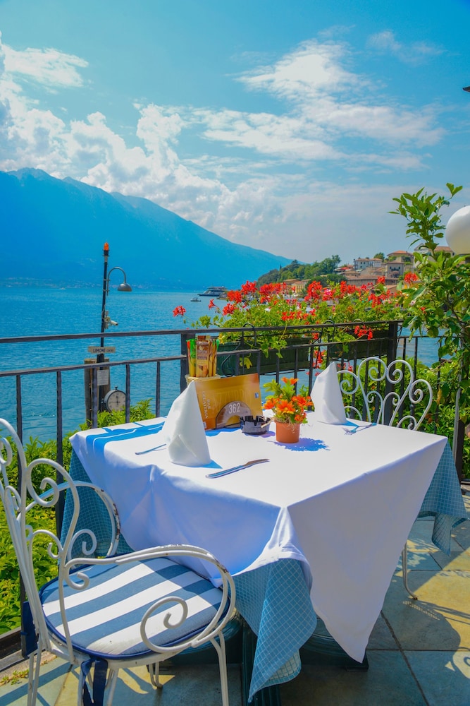 Hotel All Azzurro 50/68