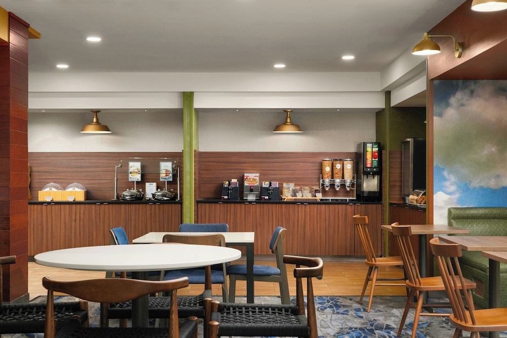 Fairfield Inn Suites By Marriott Chesapeake Suffolk 36/52