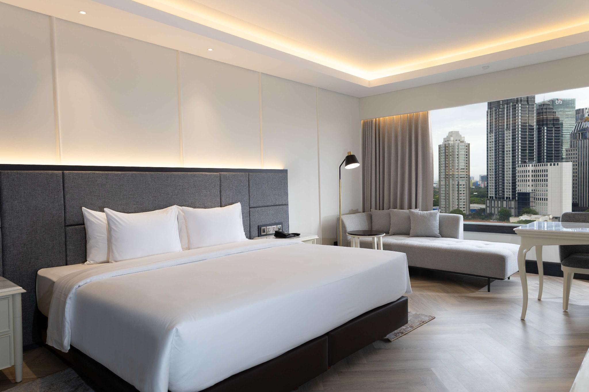 Atelier, Grand, Deluxe, King Bed، ARTOTEL Suites Mangkuluhur 2/2