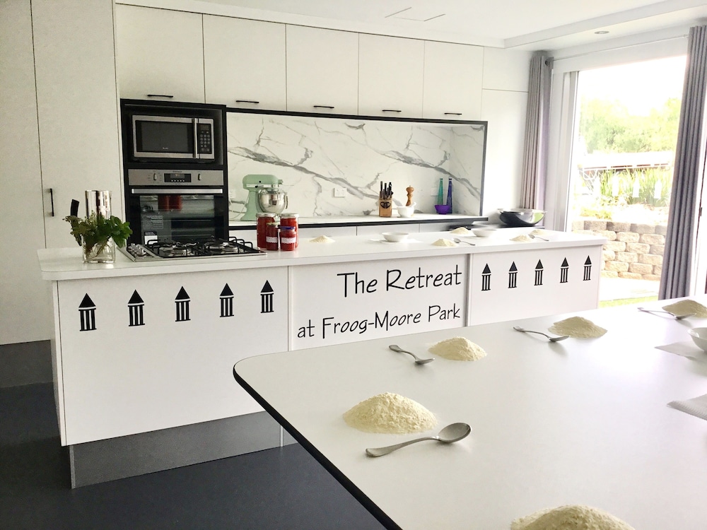 THE RETREAT AT FROOG MOORE PARK 4/42