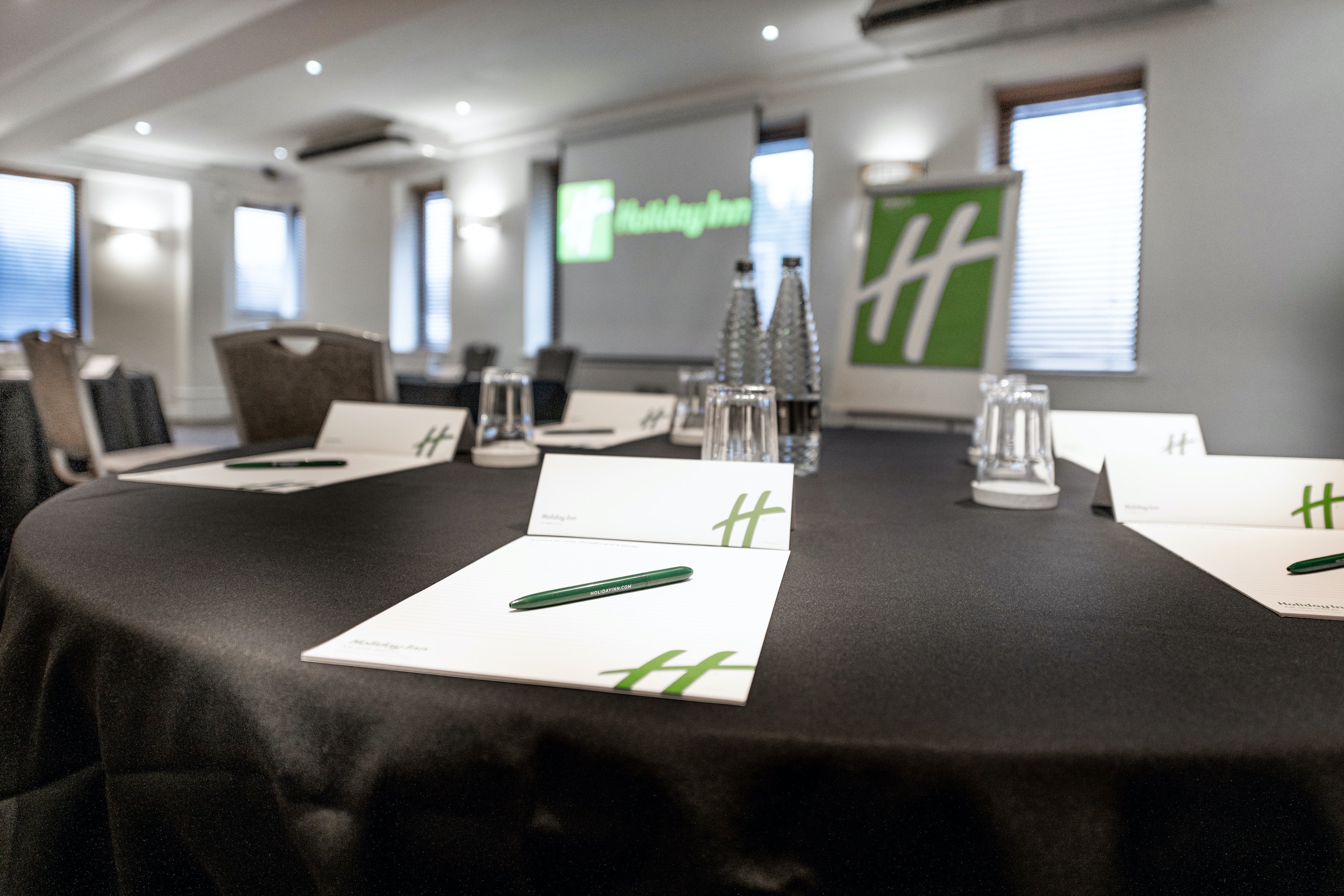 Holiday Inn Manchester - Oldham, an IHG Hotel 35/48