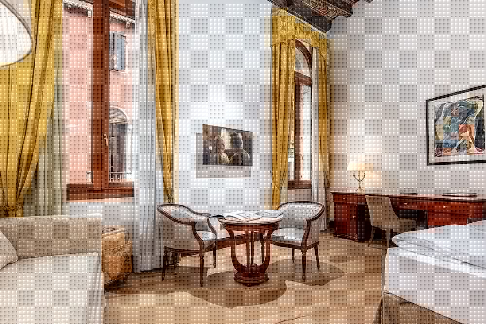 All Angelo Art Hotel 54/72