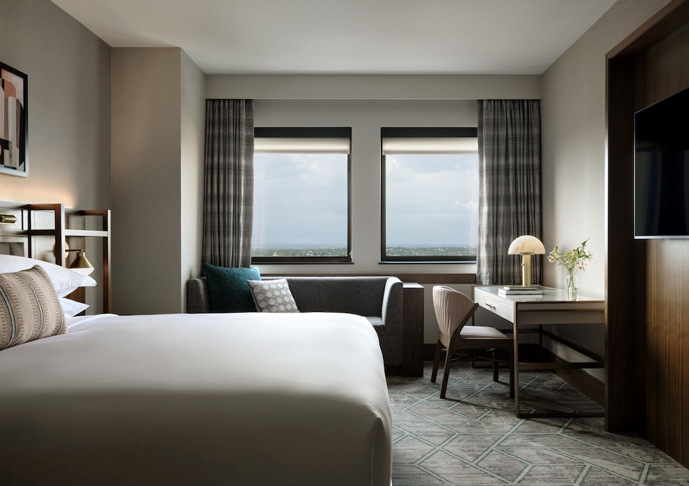 غرفة بريميوم بسرير كينج بإطلالة على المدينة، InterContinental San Antonio Riverwalk 3/10