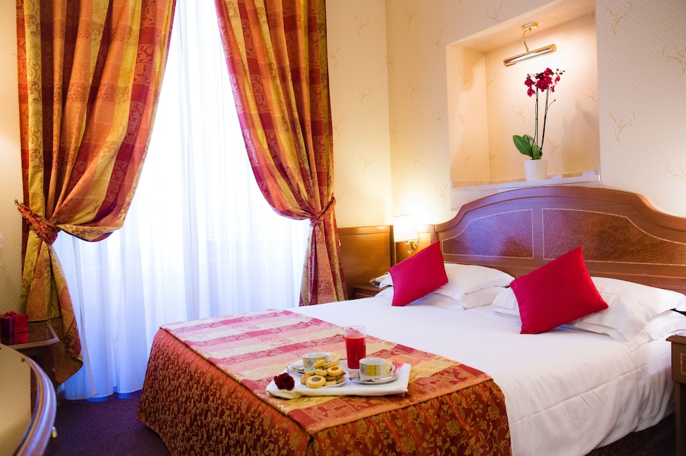 AMADEUS HOTEL ROME 21/50