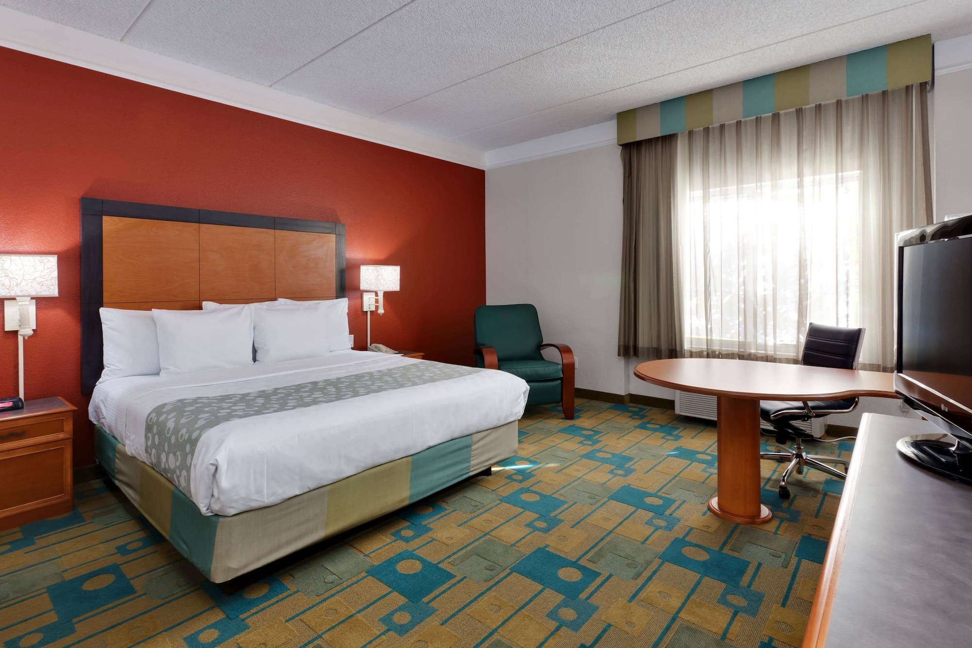 غرفة ديلوكس بسرير كينج