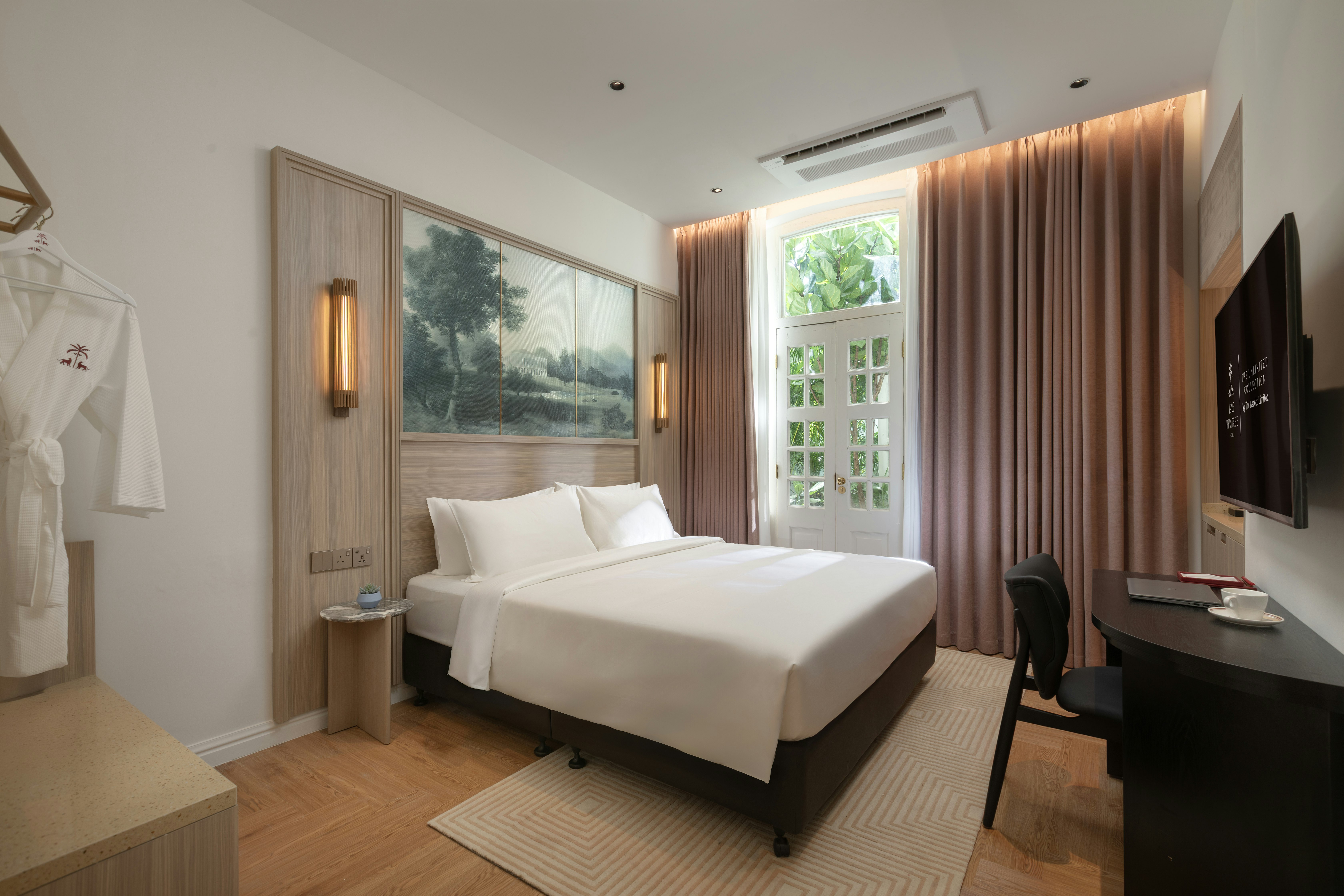 HERITAGE ROOM