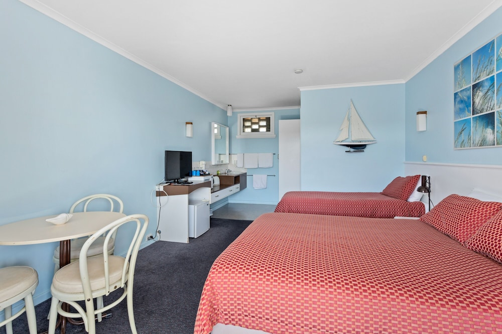 Swansea on the Beach Motor Inn 31/59