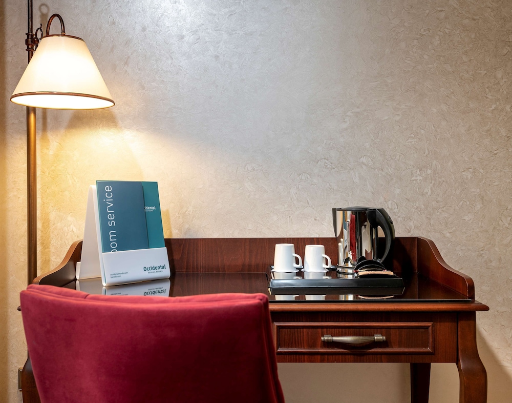 Occidental Taksim Hotel 69/72