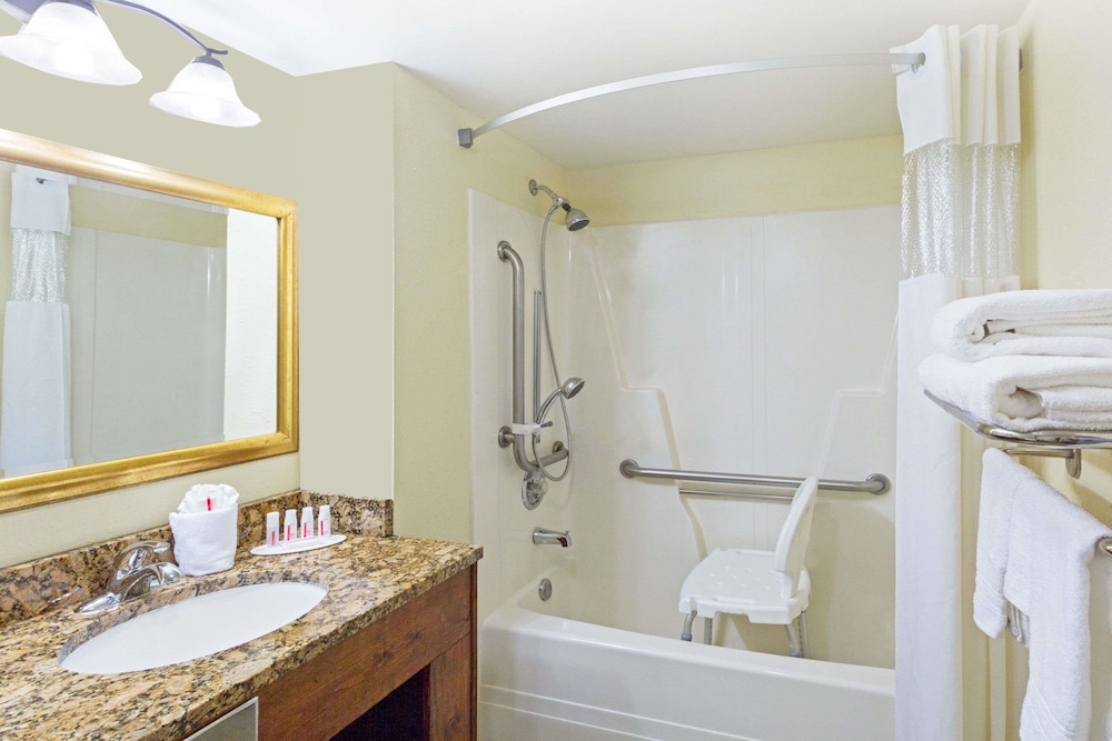 Days Inn by Wyndham Port Charlotte/Punta Gorda 17/50