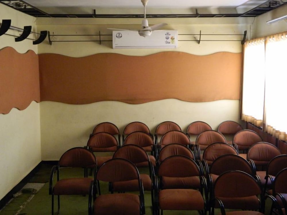 Hotel Vaishali 29/30