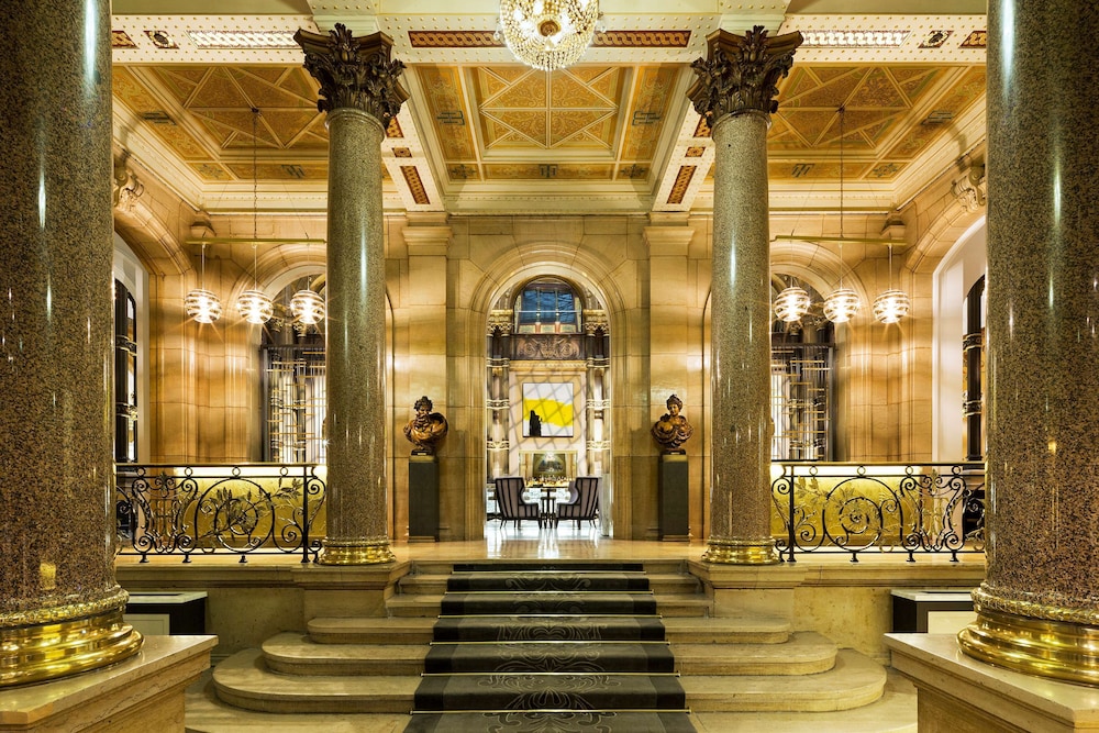 Hilton Paris Opera 47/81