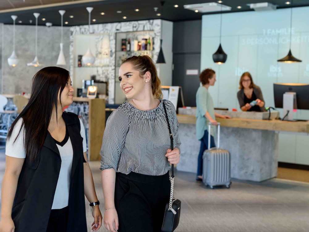 Ibis Wien Hauptbahnhof 8/69