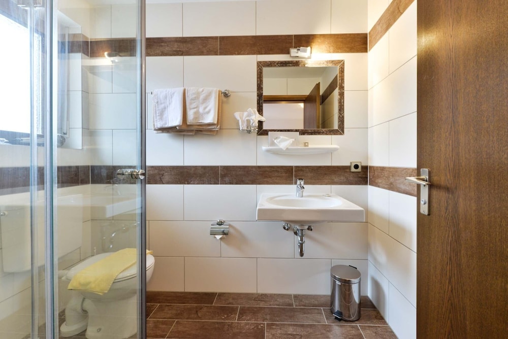 Landhotel Huber Am See 45/45