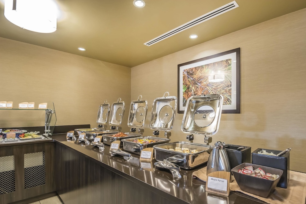 Quality Hotel & Conference Centre Fort McMurray 30/41