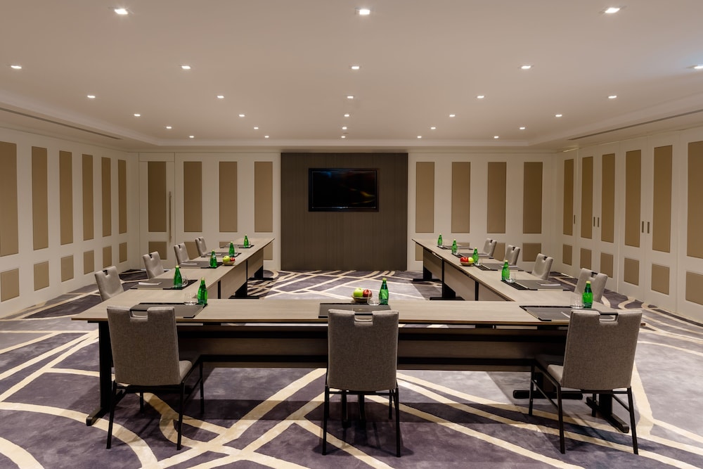 Paramount Hotel Dubai 57/72