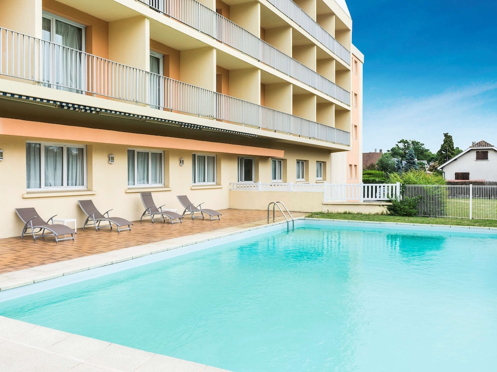 Ibis Tarbes Odos 8/64