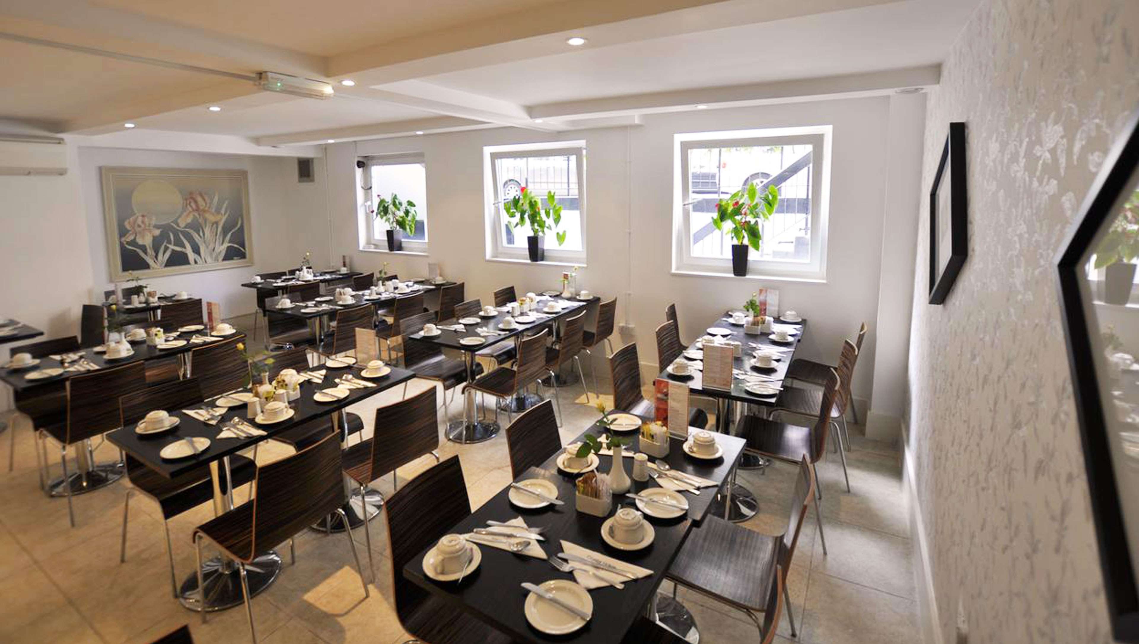Kensington Court Hotel 45/51