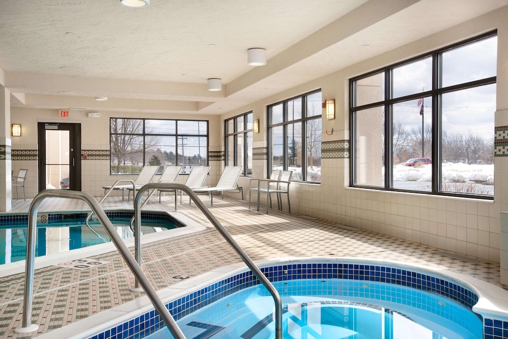 swimming pool spa