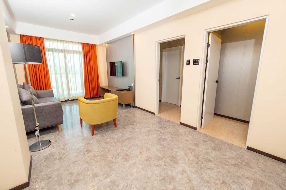 Sunday Hevea Hotel and Resort 34/55