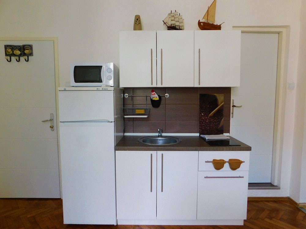 APARTMENTS IVO 3/43