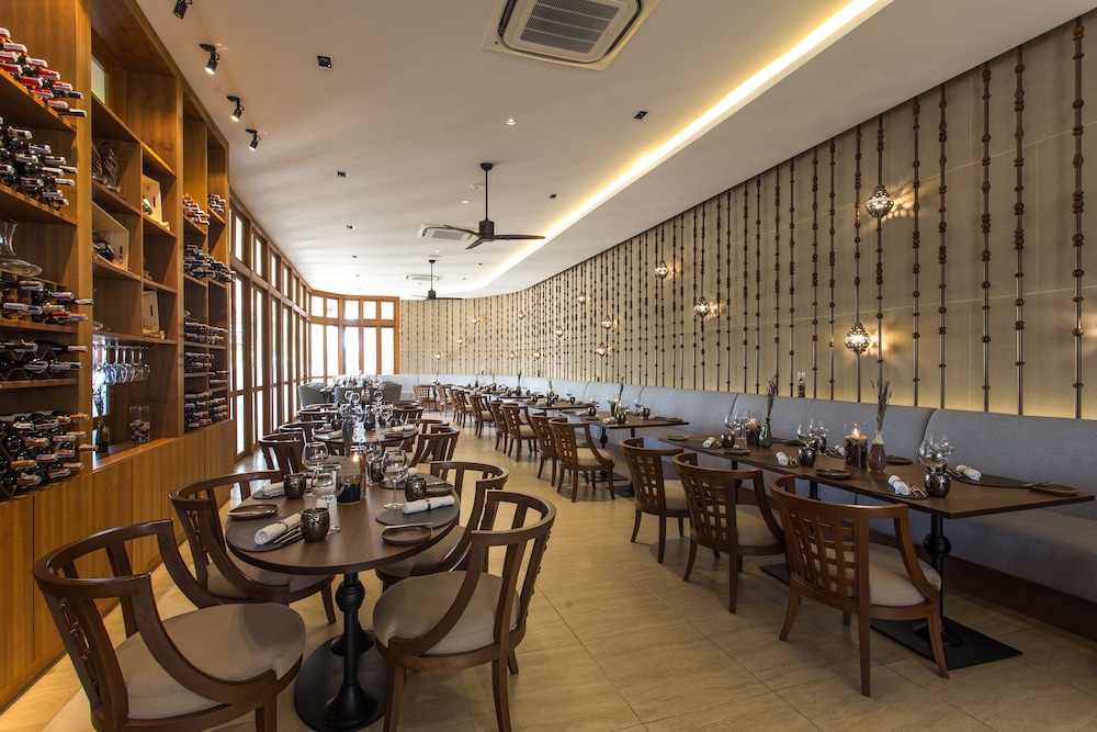 THE RITZ-CARLTON, KOH SAMUI 53/70