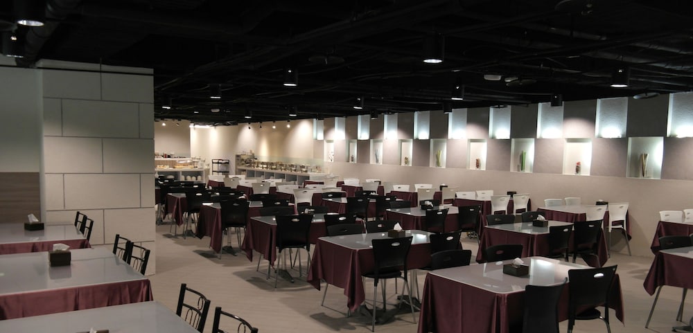 Walker Hotel Sanchong Zhengyi Branch 21/28