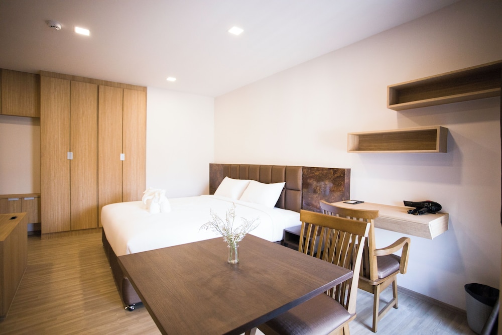 B2 Amata Nakorn Premier Hotel 12/34