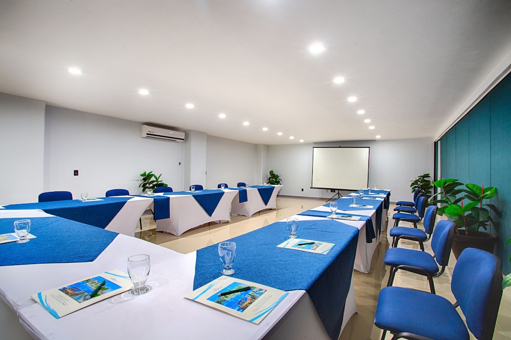 Vamar Vallarta All Inclusive Marina and Beach Resort 30/50
